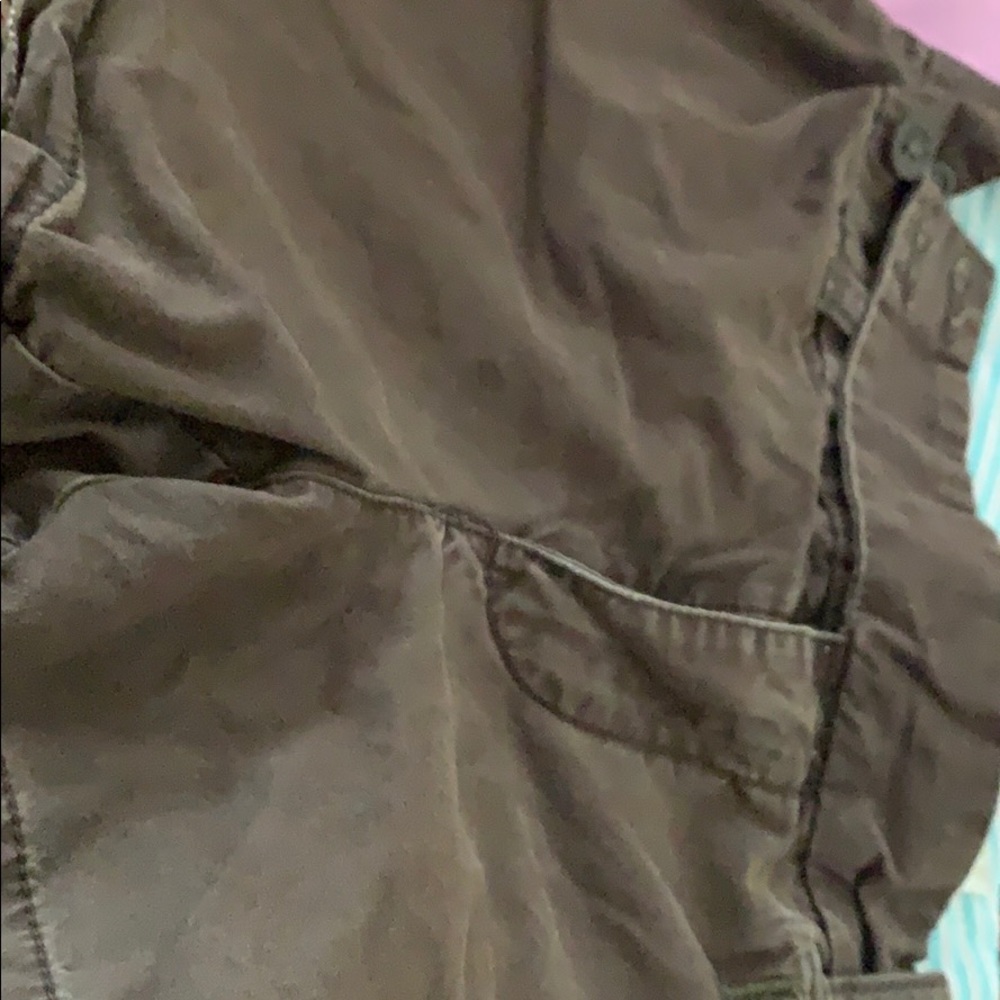 Shorts - Picture 3 of 3